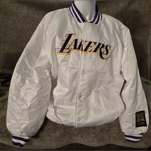 NBA Ultra Game Lakers Sunday White Bomber Jacket XL